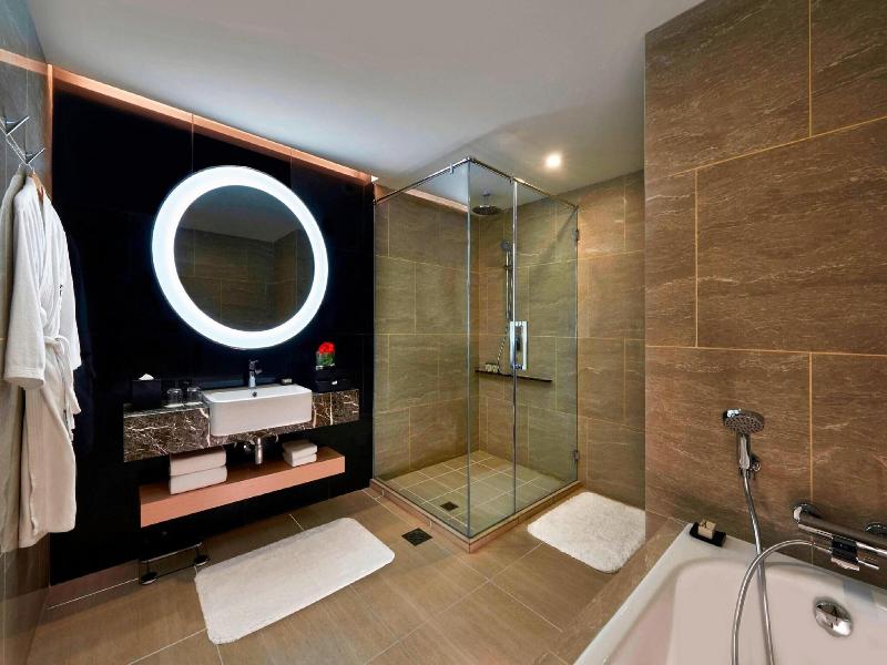 Renaissance Kuala Lumpur Hotel image