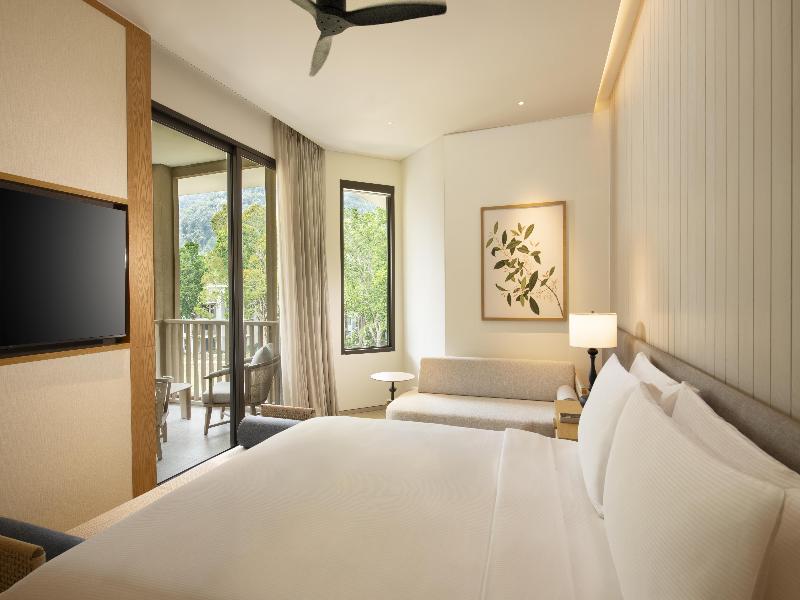 Hilton Burau Bay Langkawi Resort image