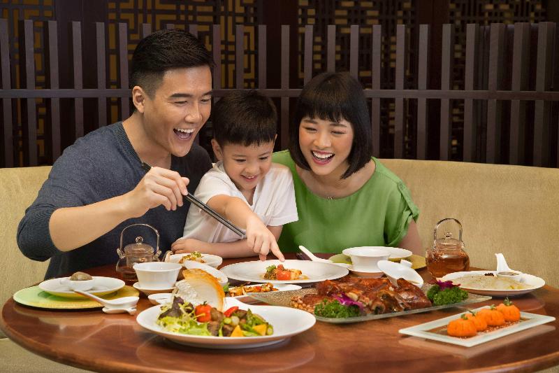 Stay in style at Holiday Inn Singapore Atrium