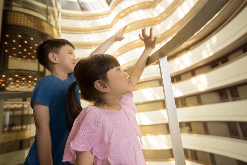 Stay in style at Holiday Inn Singapore Atrium
