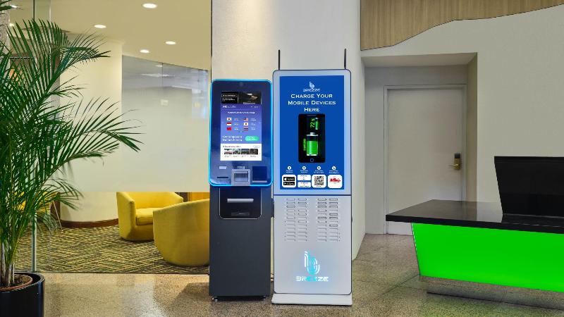 Stay in style at Holiday Inn Singapore Atrium