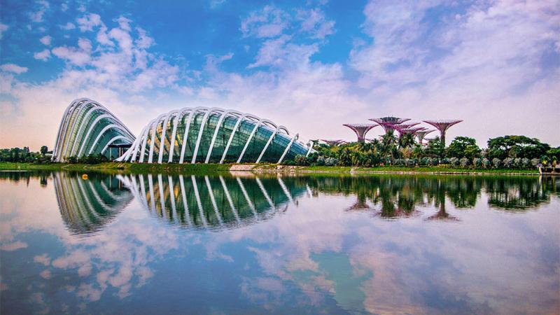 Stay in style at Holiday Inn Singapore Atrium