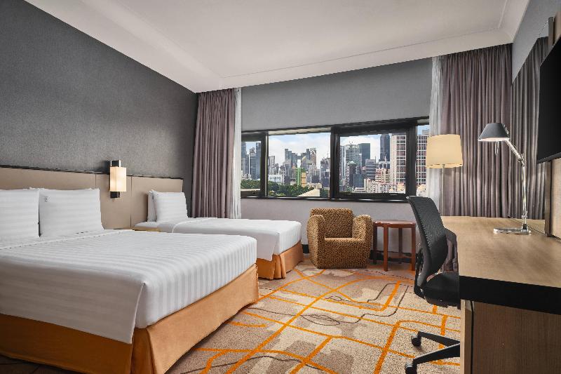 Stay in style at Holiday Inn Singapore Atrium