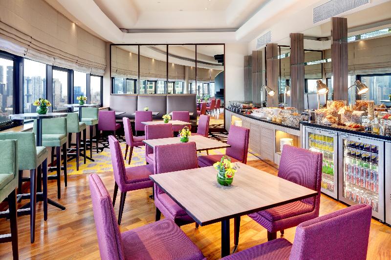 Stay in style at Holiday Inn Singapore Atrium
