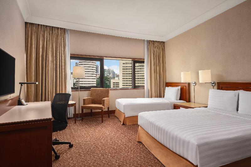 Stay in style at Holiday Inn Singapore Atrium