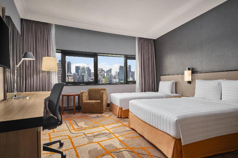Stay in style at Holiday Inn Singapore Atrium