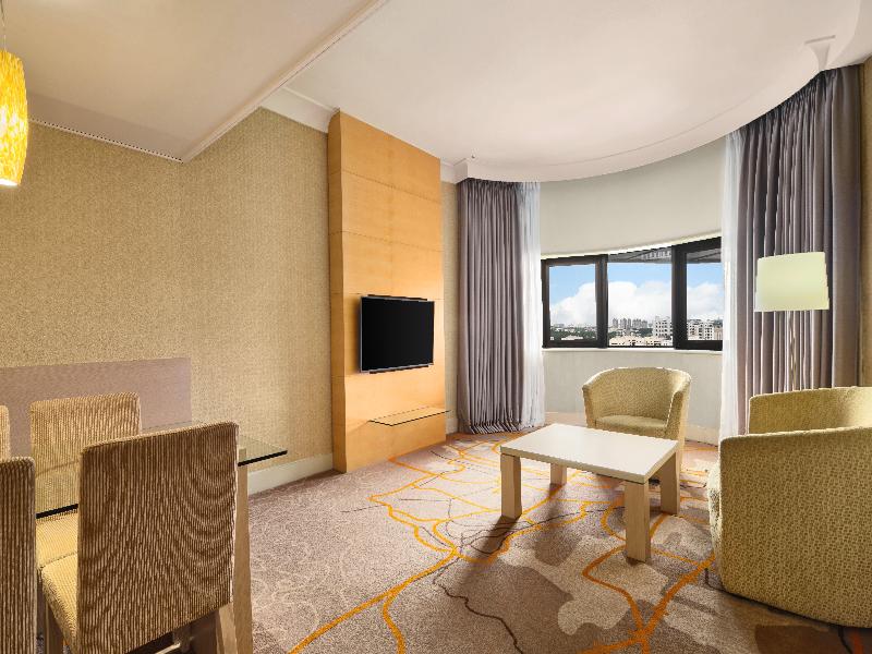 Holiday Inn Singapore Atrium image