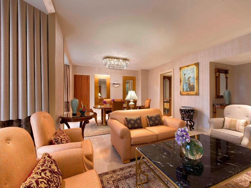 Sheraton Towers Singapore image