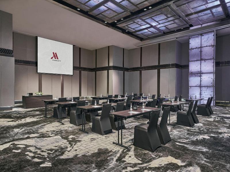 Singapore Marriott Tang Plaza Hotel image