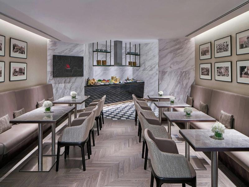 Singapore Marriott Tang Plaza Hotel image