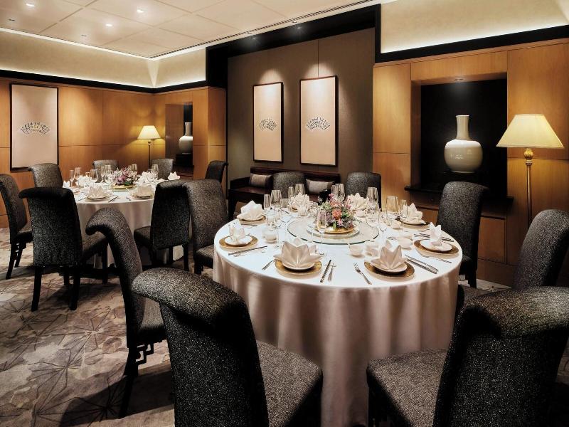 Singapore Marriott Tang Plaza Hotel image