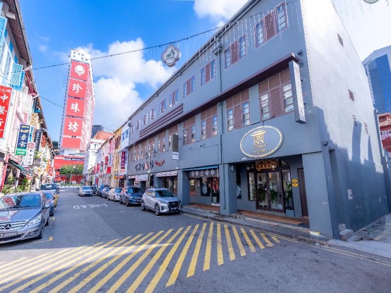 iNN at Temple St by Q Loft Newly Renovated image