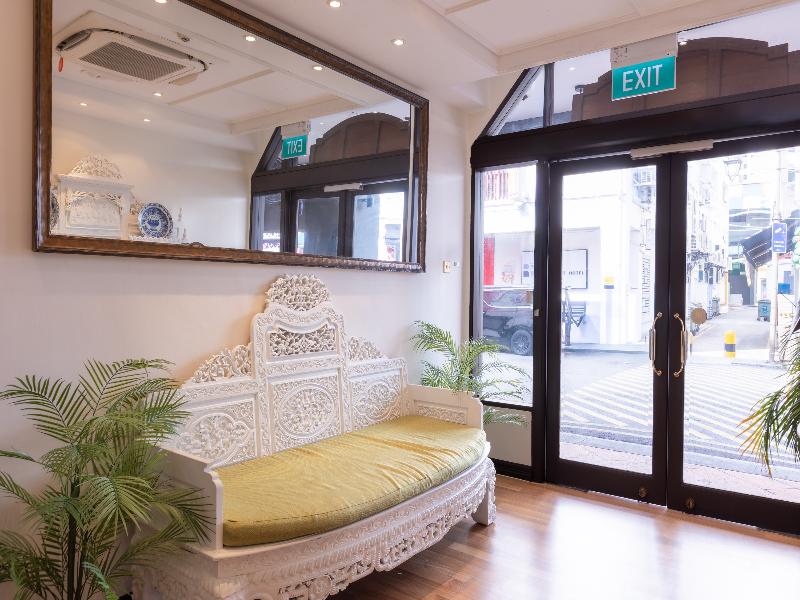 iNN at Temple St by Q Loft Newly Renovated image