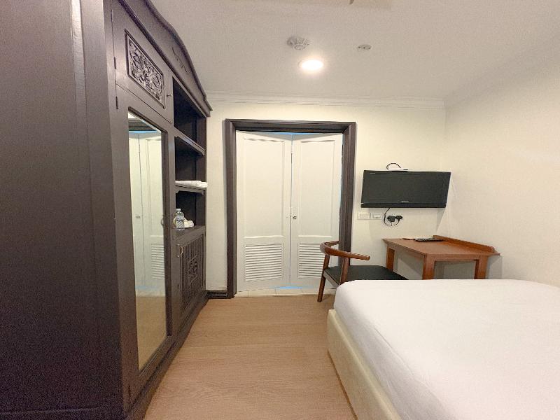 iNN at Temple St by Q Loft image