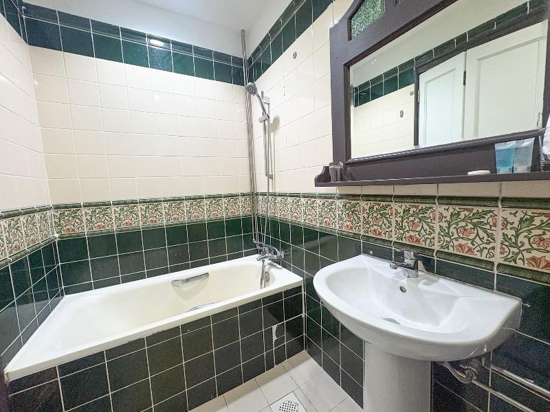 iNN at Temple St by Q Loft image