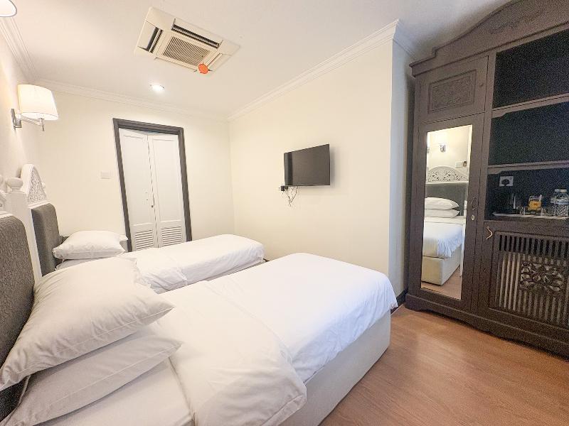 iNN at Temple St by Q Loft image