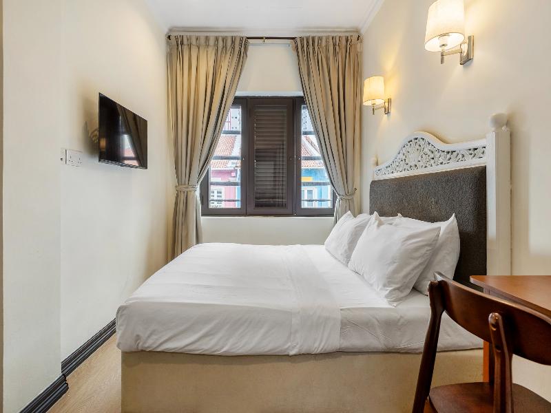 iNN at Temple St by Q Loft Newly Renovated image