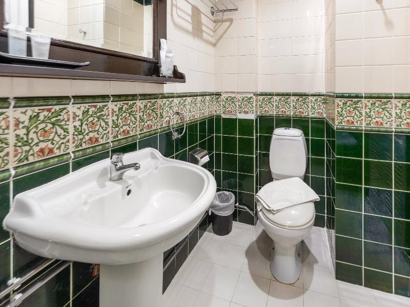 iNN at Temple St by Q Loft Newly Renovated image