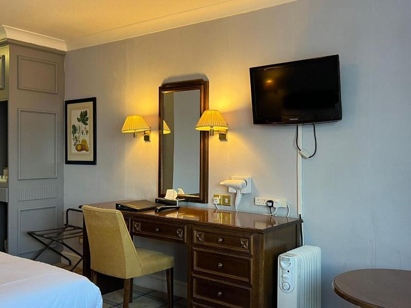 The Roebuck Inn image