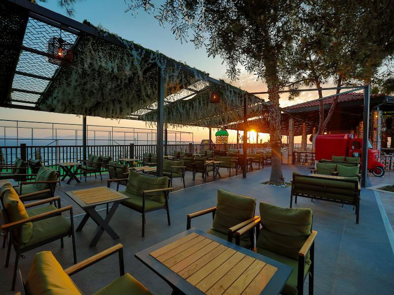 Sealight Resort Hotel image