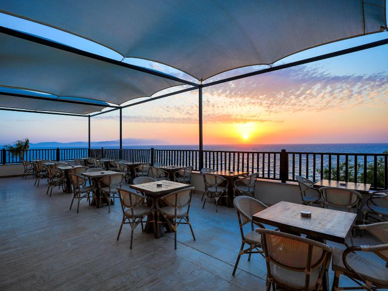 Sealight Resort Hotel image