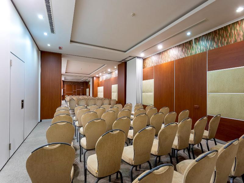 Sealight Resort Hotel image
