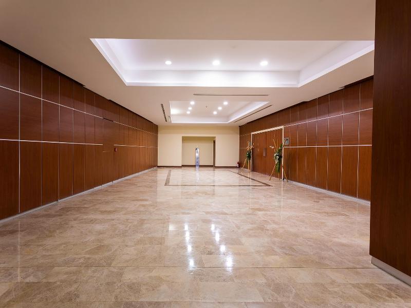 Sealight Resort Hotel image