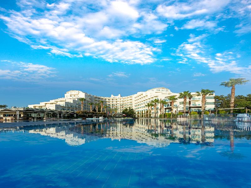 Sealight Resort Hotel image