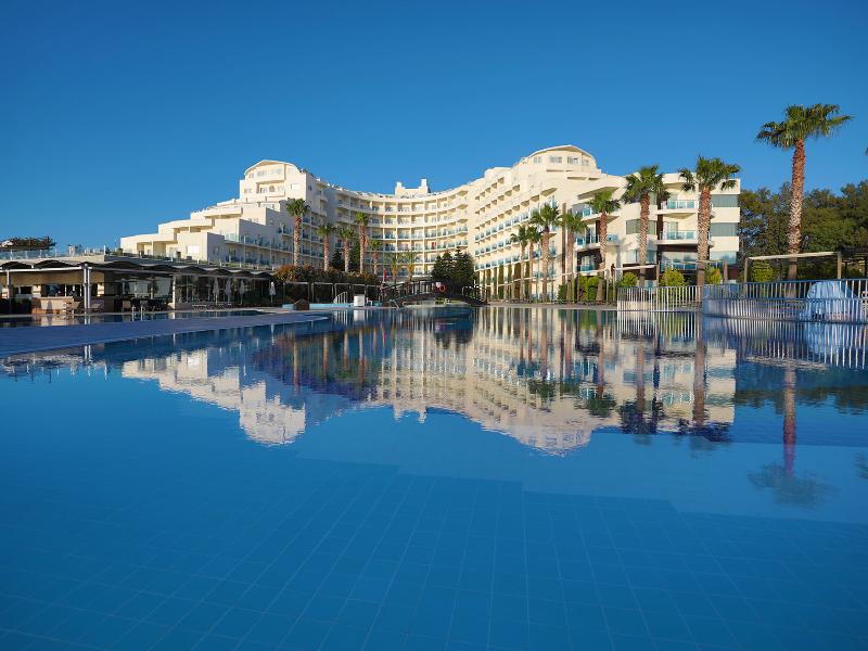 Sealight Resort Hotel image