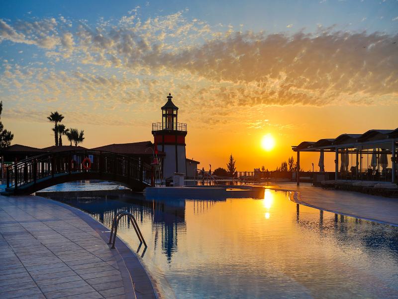 Sealight Resort Hotel image