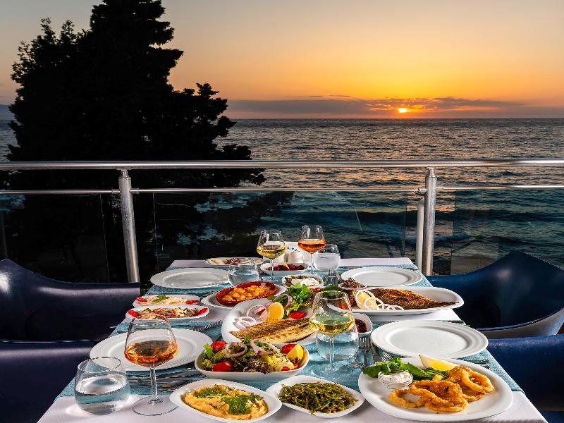 Sealight Resort Hotel image