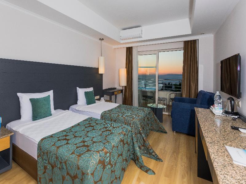 Sealight Resort Hotel image