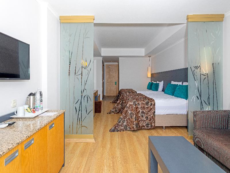 Sealight Resort Hotel image
