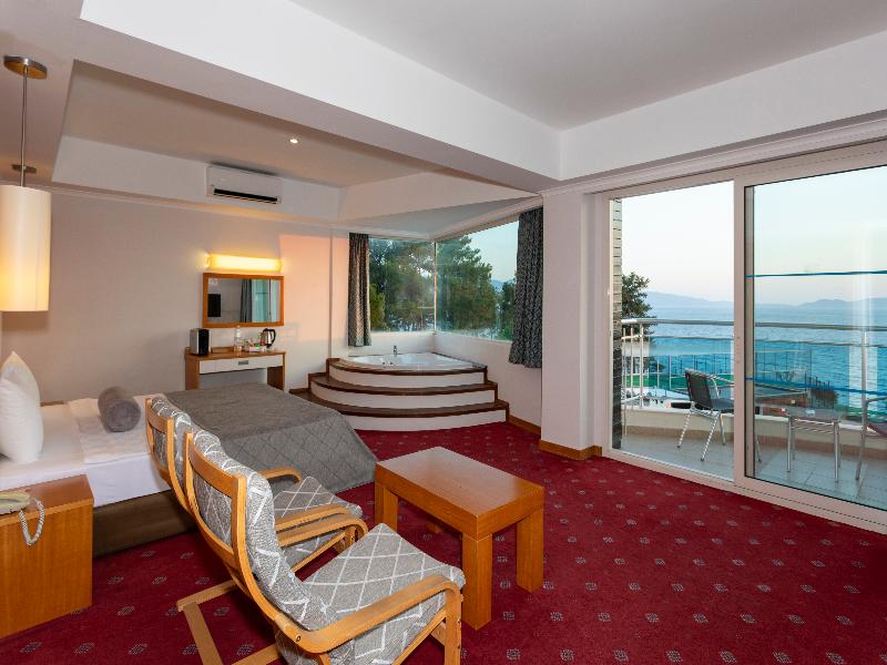 Sealight Resort Hotel image
