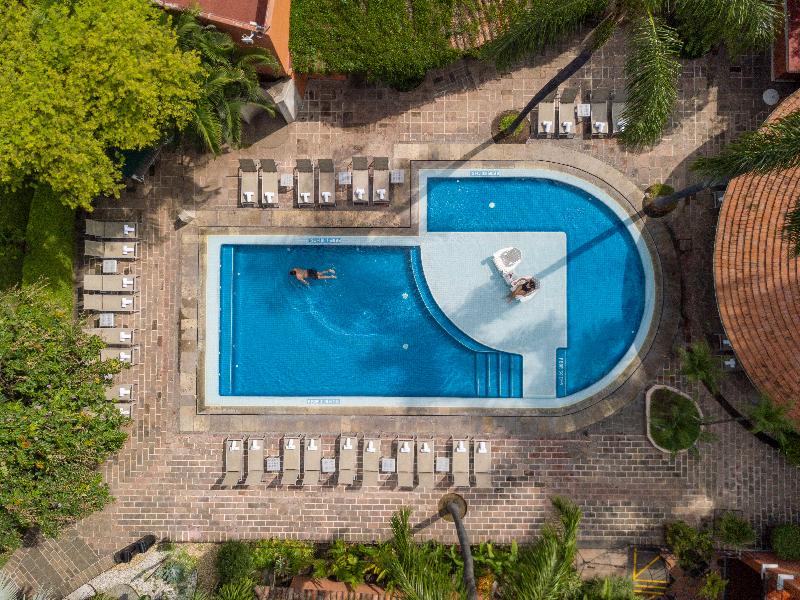 Hosteria Las Quintas Hotel & Spa image