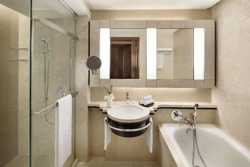 Shangri-La Kuala Lumpur image