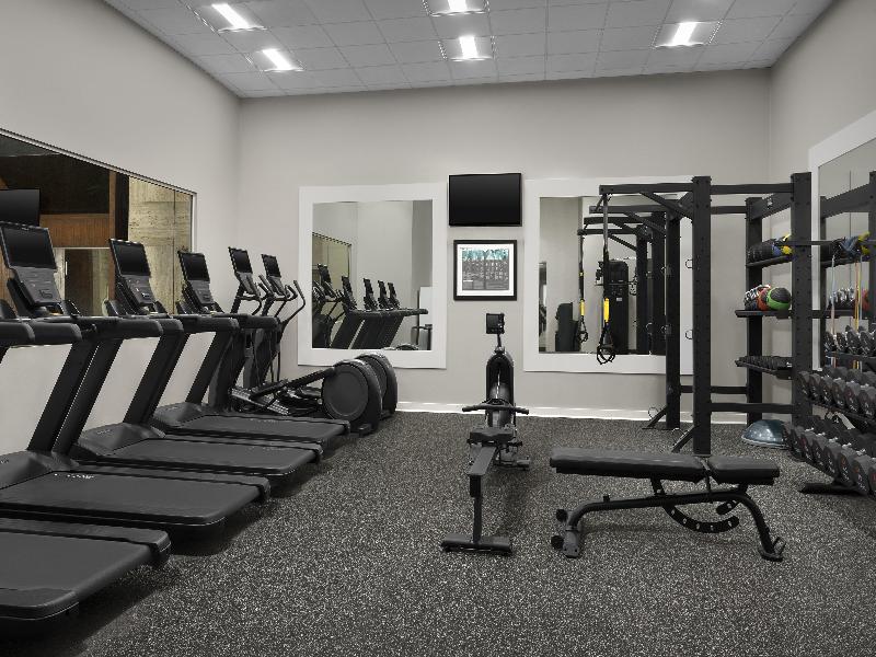 DoubleTree by Hilton Philadelphia Airport image