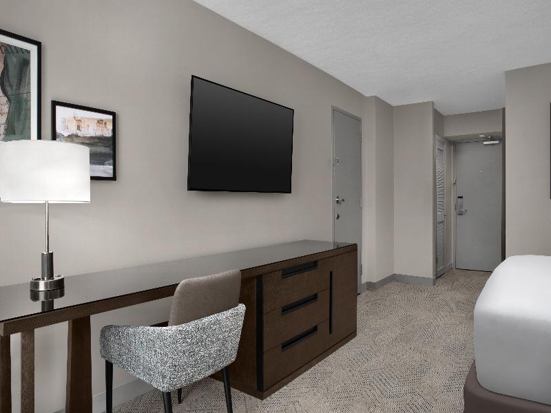 DoubleTree by Hilton Philadelphia Airport photo 11