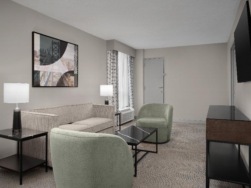 DoubleTree by Hilton Philadelphia Airport photo 18