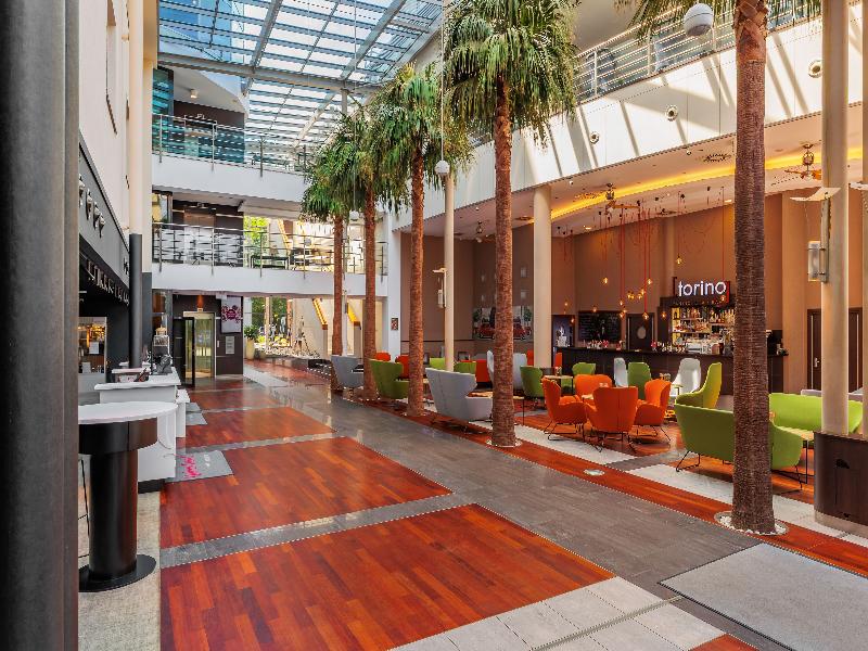 Qubus Hotel Krakow image
