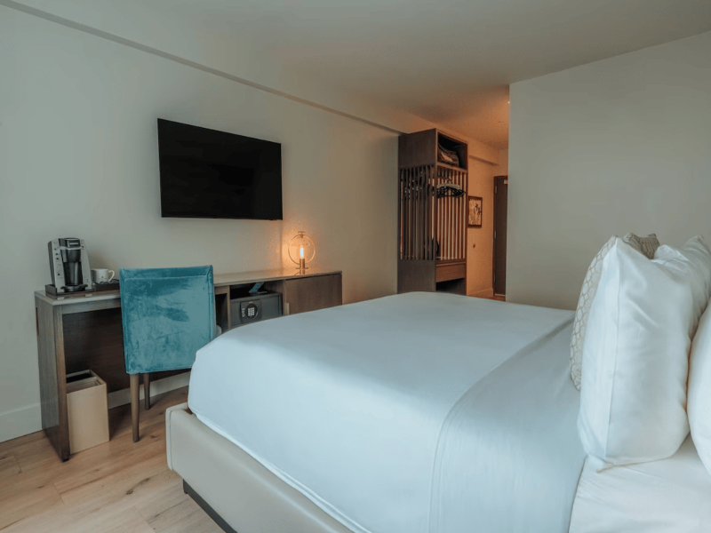 Iberostar Waves Miami Beach image