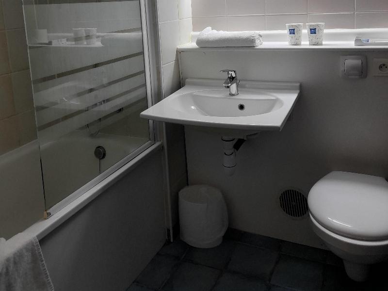Ibis Budget Fresnes image