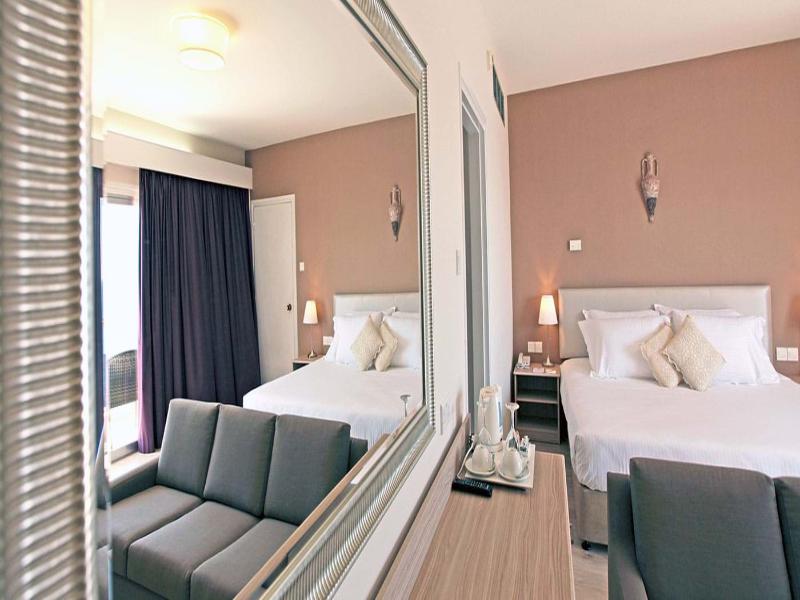 Poseidonia Beach Hotel image
