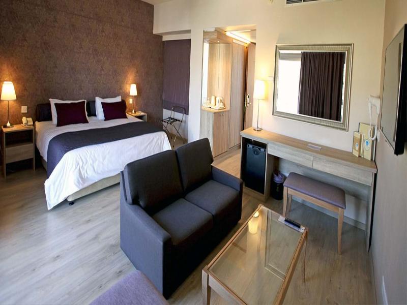Poseidonia Beach Hotel image