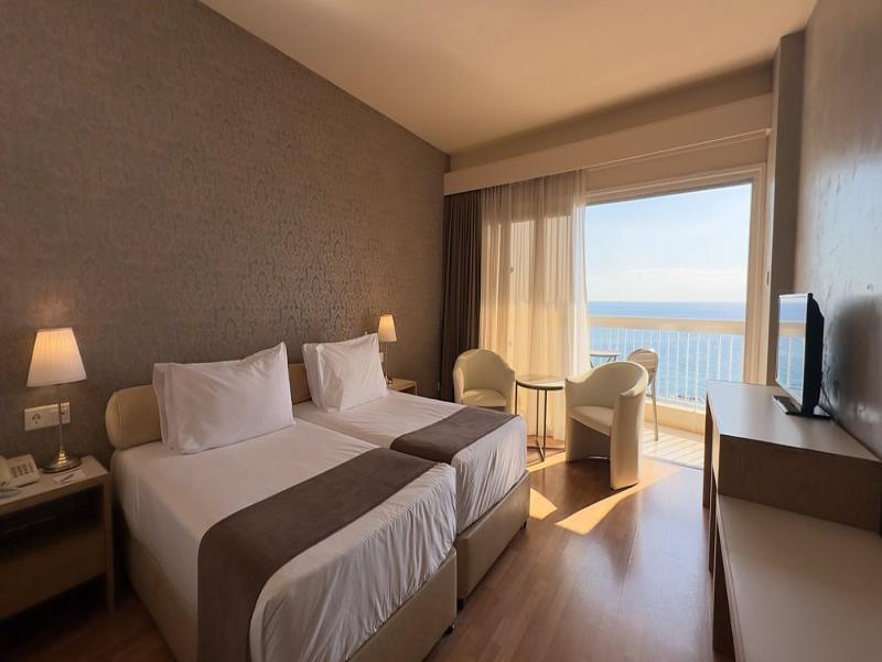 Poseidonia Beach Hotel image