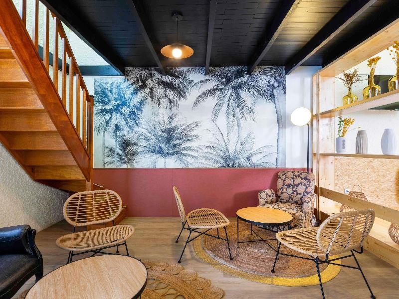 Greet Hotel Villeneuve La Garenne image