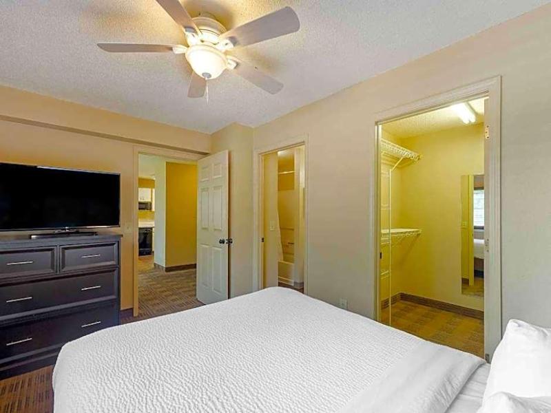 Extended Stay America Orlando Lake Mary 1040 Green image