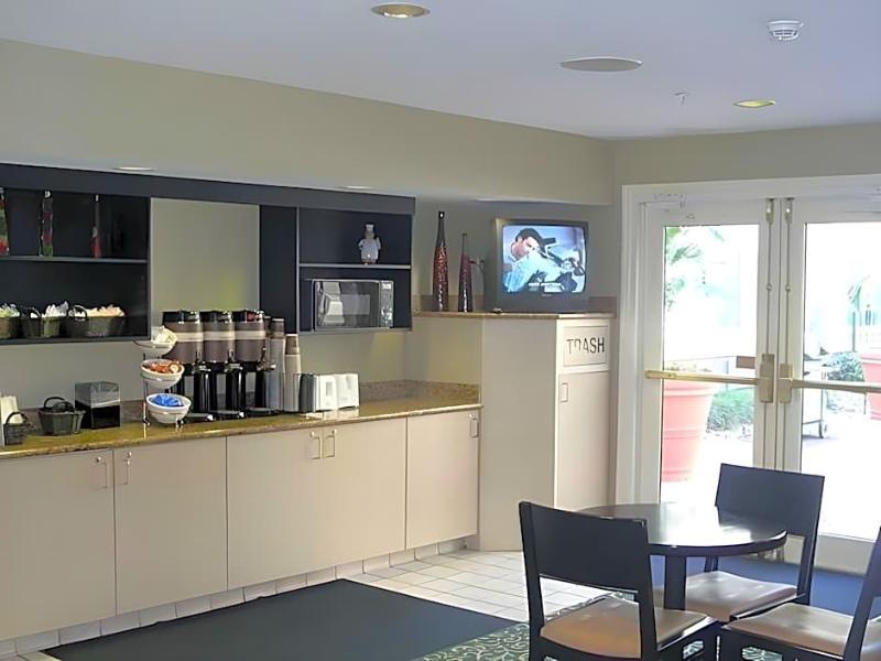 Extended Stay America Orlando Lake Mary 1040 Green image