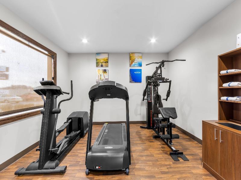 Comfort Suites (London) image