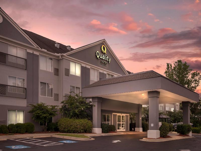 Quality Suites Pineville - Charlotte image